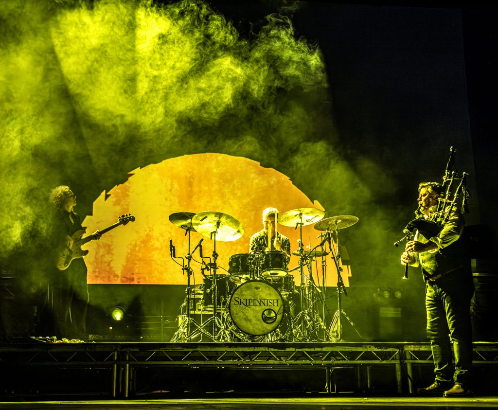 SKIPINNISH live in München – die schottische Folkrock-Band kommt mit ihrer einzigartigen Mischung aus Tradition und Energie in die Muffathalle.